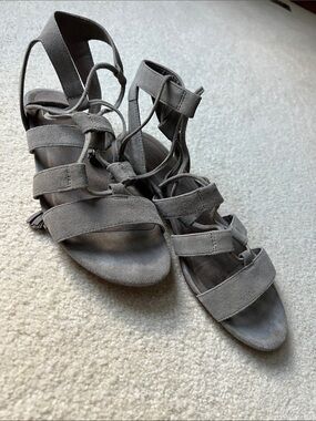 Gap gladiator sandals